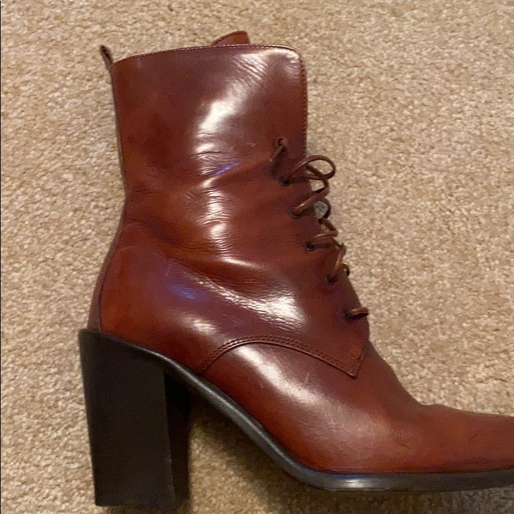 Joan and david women’s boots heeled